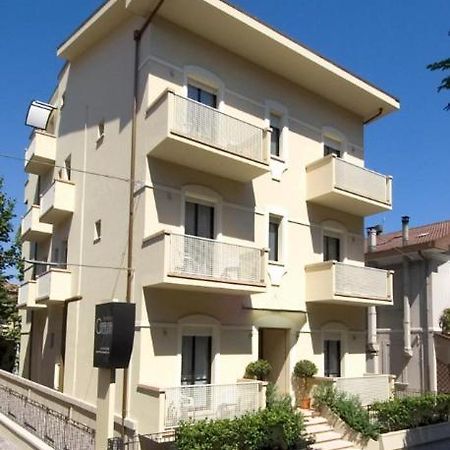 Residence Caterina Cattolica Exterior foto